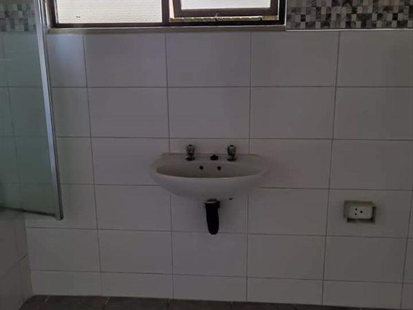4 Bedroom Property for Sale in Gonubie Eastern Cape